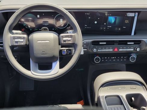 New 2026 Hyundai Palisade Calligraphy FWD image 6