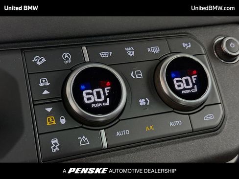 Used 2021 Land Rover Defender 110 S image 11