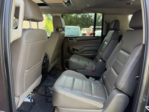 Used 2019 GMC Yukon XL Denali w/ Open Road Package image 18