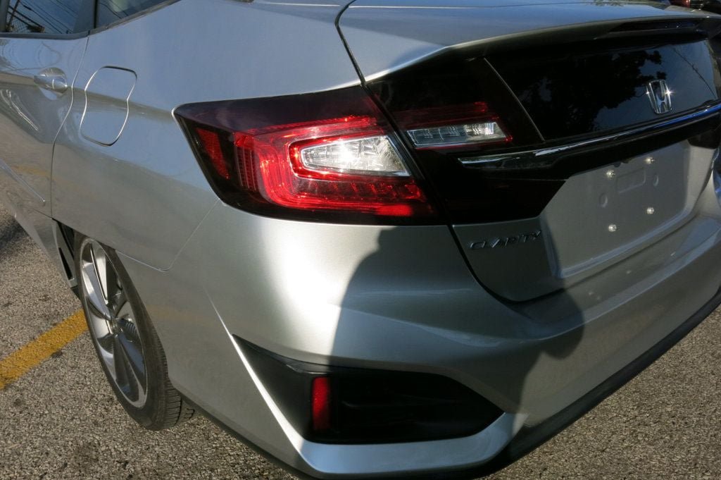 Used 2021 Honda Clarity Plug-In Hybrid image 40
