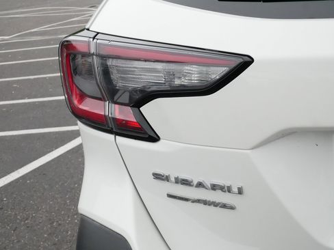 Used 2021 Subaru Outback Touring XT AWD/4WD image 17