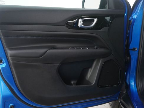 Used 2026 Jeep Compass Limited image 20