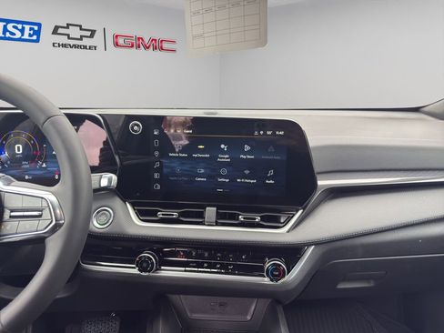 New 2026 Chevrolet Equinox LT image 17