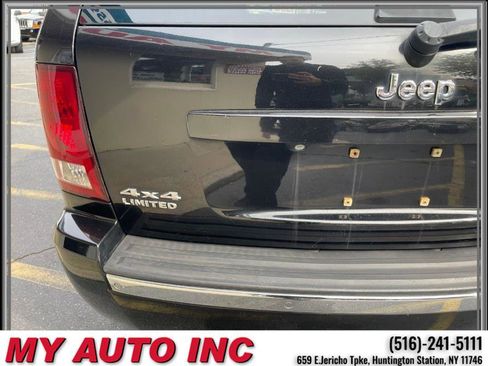 Used 2009 Jeep Grand Cherokee Limited w/ Quadra-Drive II 4X4 Group image 37