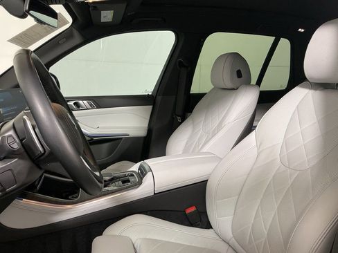 Certified 2025 BMW X5 xDrive50e image 23