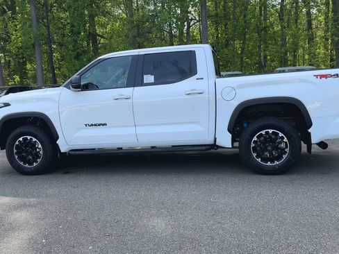 New 2026 Toyota Tundra SR5 AWD/4WD image 5
