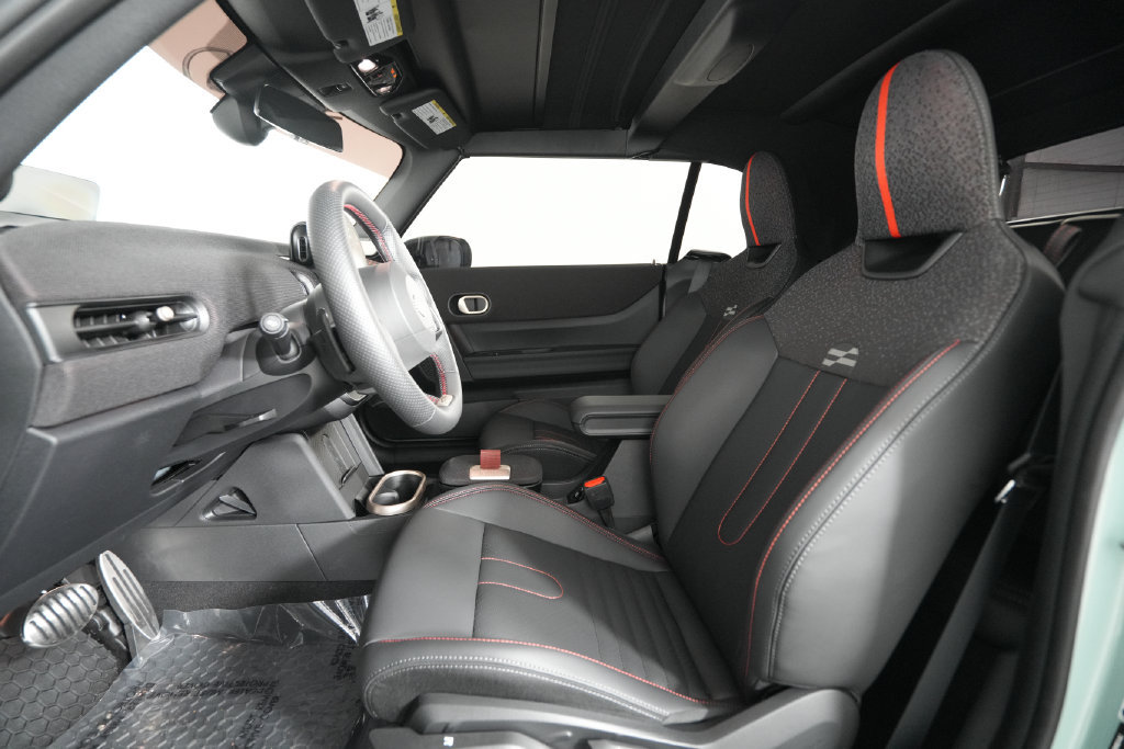 Used 2025 MINI Cooper John Cooper Works FWD image 10