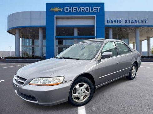 Used 2000 Honda Accord EX image 1
