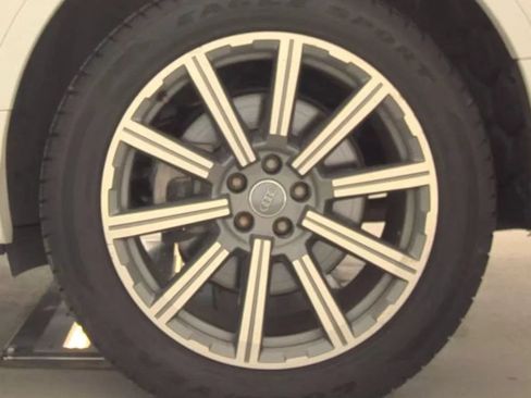 Used 2018 Audi Q7 2.0T Premium Plus AWD/4WD image 13