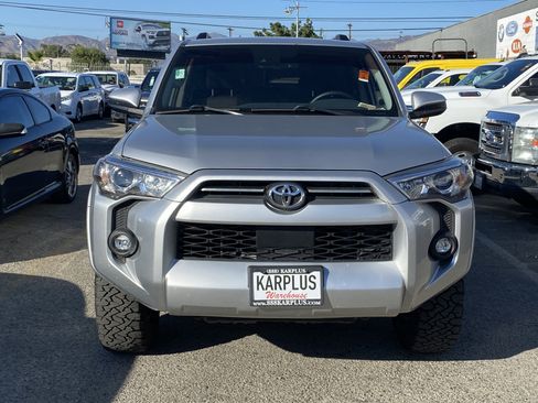 Used 2022 Toyota 4Runner SR5 image 3