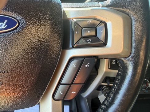 Used 2021 Ford F250 Lariat w/ Lariat Ultimate Package AWD/4WD image 20