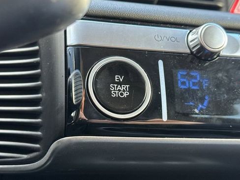 Used 2024 Hyundai Ioniq 5 SE image 33