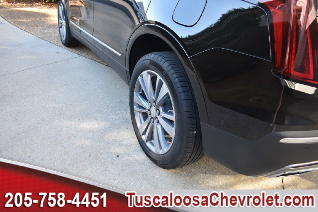 Used 2026 Cadillac XT5 Premium Luxury w/ Driver Assist Package FWD image 17