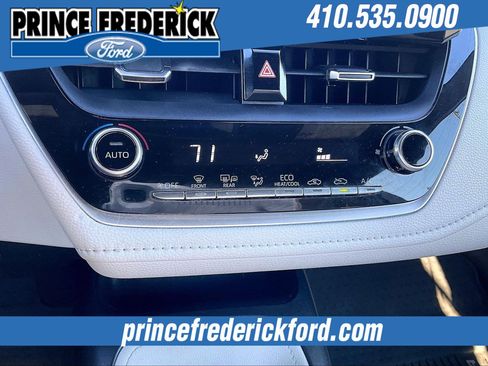 Used 2020 Toyota Corolla SE image 30