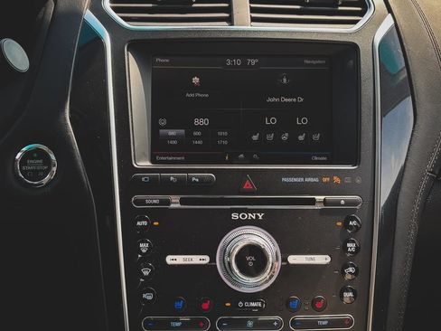 Used 2016 Ford Explorer Platinum AWD/4WD image 16