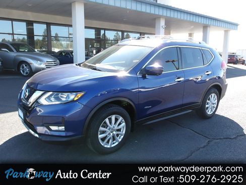 Used 2017 Nissan Rogue SV w/ HEV Premium Package AWD/4WD image 1
