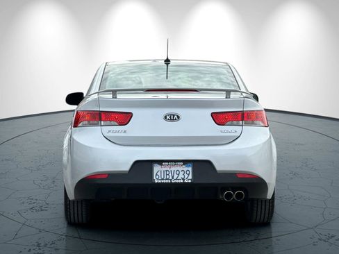Used 2011 Kia Forte Koup EX image 5