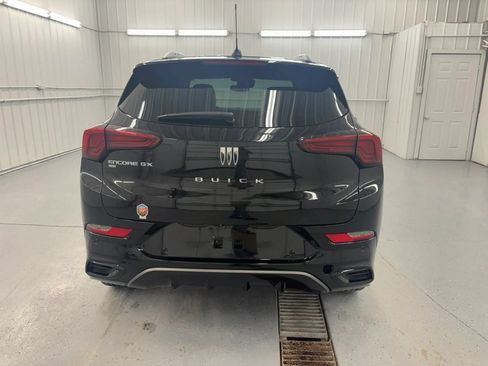Used 2025 Buick Encore GX Sport Touring w/ Advanced Technology Package AWD/4WD image 5