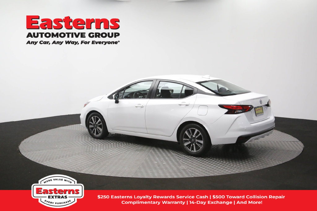 Used 2022 Nissan Versa SV FWD image 65
