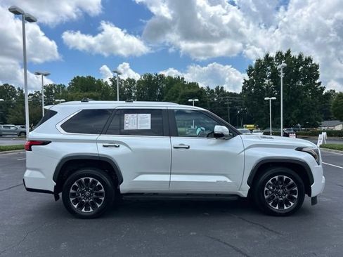 Used 2025 Toyota Sequoia Limited AWD/4WD image 5