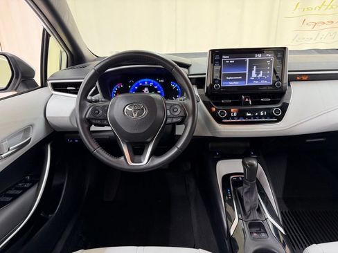 Used 2022 Toyota Corolla XSE FWD image 27