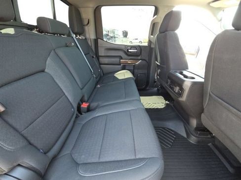 Used 2021 Chevrolet Silverado 1500 LT Trail Boss w/ Convenience Package II AWD/4WD image 28