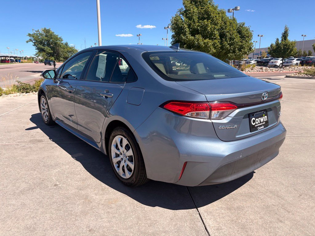 Used 2025 Toyota Corolla LE w/ Carpet Mat Package (TMS) FWD image 5