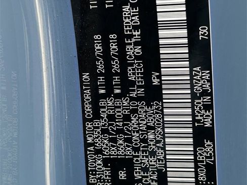 Used 2025 Toyota Land Cruiser image 32