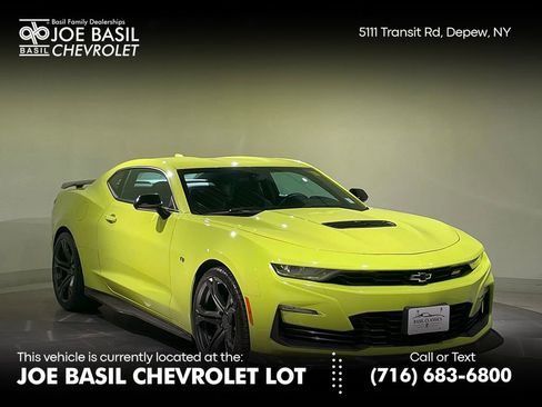 Used 2021 Chevrolet Camaro SS image 1