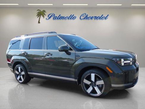 Used 2025 Hyundai Santa Fe Limited FWD image 1