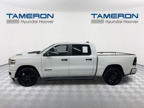Used 2023 RAM 1500 Laramie AWD/4WD image 2