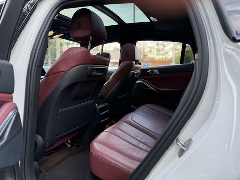 Used 2022 BMW X6 xDrive40i w/ M Sport Package image 30