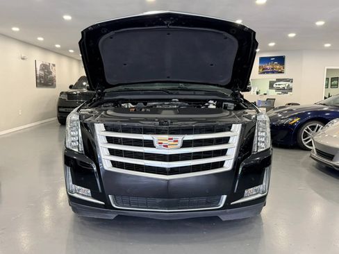 Used 2015 Cadillac Escalade Premium RWD image 50