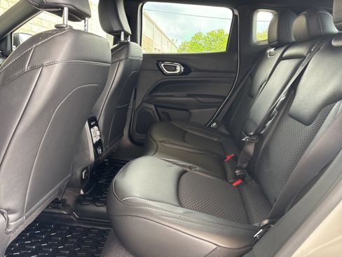 New 2026 Jeep Compass Latitude AWD/4WD image 14