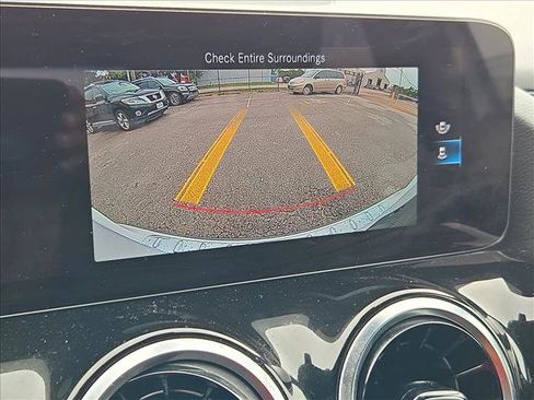 Used 2023 Mercedes-Benz GLA 250 image 8