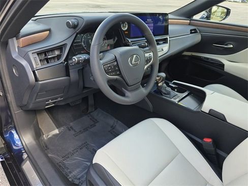 New 2025 Lexus ES 350 w/ Premium Package image 23