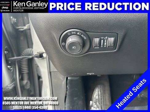 Used 2023 Jeep Compass Limited AWD/4WD image 13