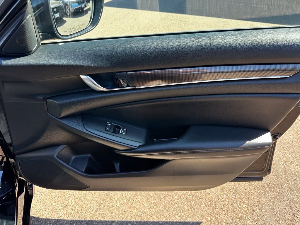 Used 2021 Honda Accord Sport Special Edition image 16