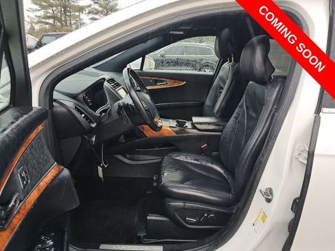 Used 2017 Lincoln MKX Select w/ Select Plus Package image 8