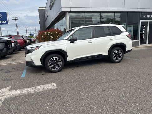 Certified 2026 Subaru Forester Premium AWD/4WD image 9