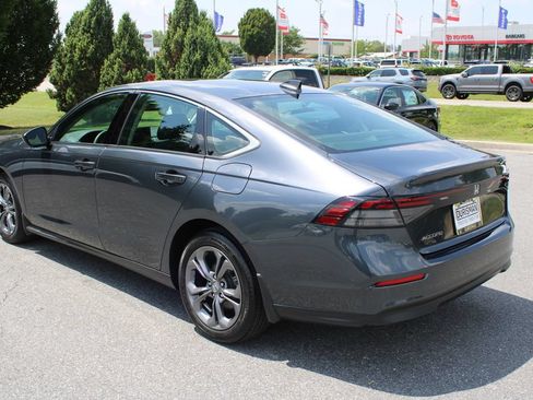 Used 2023 Honda Accord EX image 7