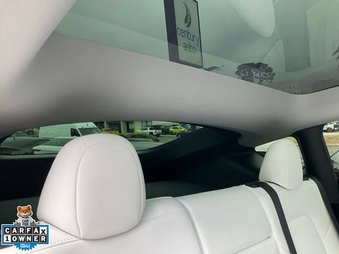 Used 2023 Tesla Model Y Long Range AWD/4WD image 65
