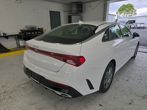 Used 2024 Kia K5 LXS FWD image 5