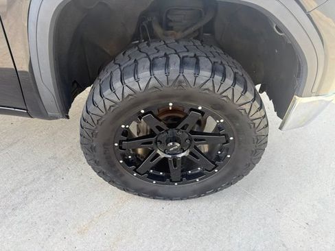 Used 2020 GMC Sierra 1500 4x4 Crew Cab w/ Trailering Package image 13