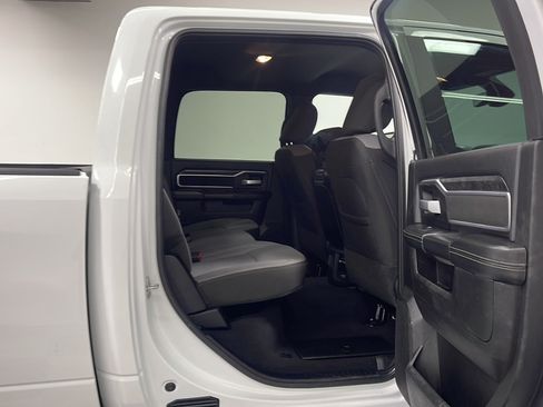 Used 2024 RAM 2500 Big Horn AWD/4WD image 17