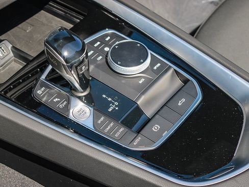 Used 2019 BMW Z4 sDrive30i w/ Convenience Package RWD image 25
