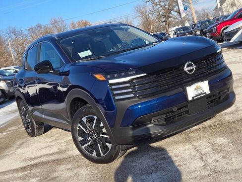 New 2026 Nissan Kicks SV w/ SV Premium Package image 5