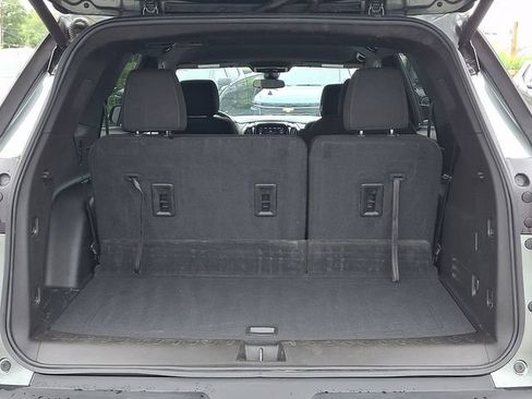 Used 2023 Chevrolet Traverse LT w/ LPO, Floor Liner Package AWD/4WD image 30