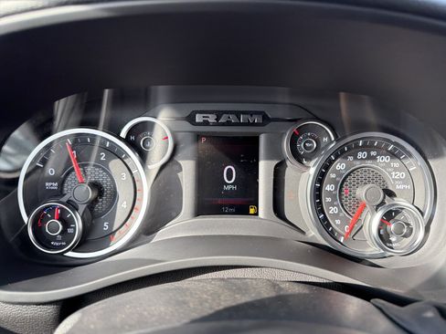 Used 2025 RAM 3500 Big Horn AWD/4WD image 22