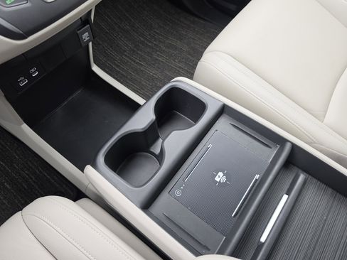 Used 2025 Honda Odyssey EX-L image 23